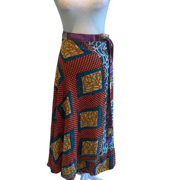 100% Silk Wrap Maxi Skirt Made in India Reversible Boho Colorful Gypsy - Picture 5 of 11